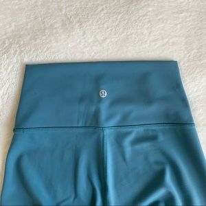 lululemon wunder under tights “28